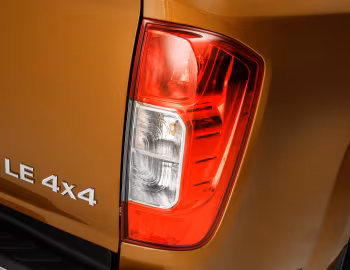 Nissan Frontier LE Double Cab [Latam] (D23) '2017–21