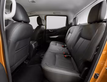 Интерьер Nissan Frontier LE Double Cab [Latam] (D23) '2017–21