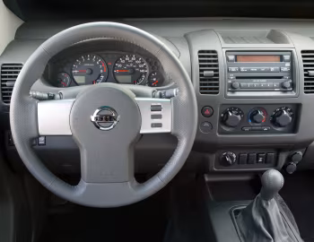Front Panel 2005–08 Nissan Frontier King Cab [North America] (D40) '2004–08