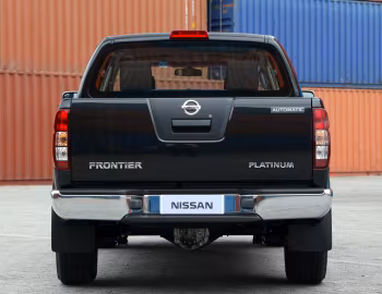 Nissan Frontier "Platinum" [Brazil] (D40) '2014