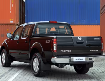 Nissan Frontier "Platinum" [Brazil] (D40) '2014