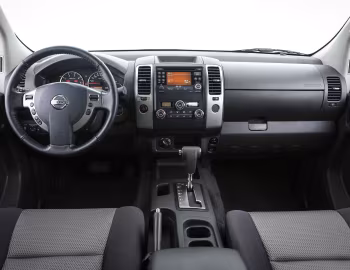 中控台 Nissan Frontier "Platinum" [Brazil] (D40) '2014