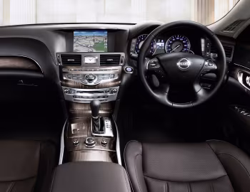 Торпедо Nissan Fuga (Y51) '2009–15