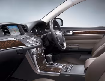 Interior Nissan Fuga (Y50) '12.2007–11.2009