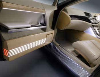 Интерьер Nissan Fuga Concept (Y50) '10.2003