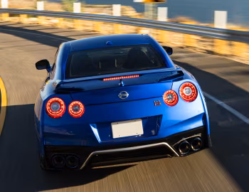 2021–23 Nissan GT-R Premium [North America] (R35) '2020–22