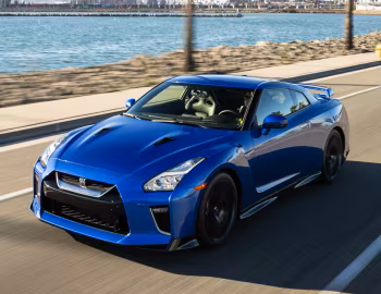 2021–23 Nissan GT-R Premium [North America] (R35) '2020–22