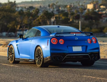 2021–23 Nissan GT-R Premium [North America] (R35) '2020–22
