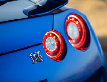 2021–23 Nissan GT-R Premium [North America] (R35) '2020–22
