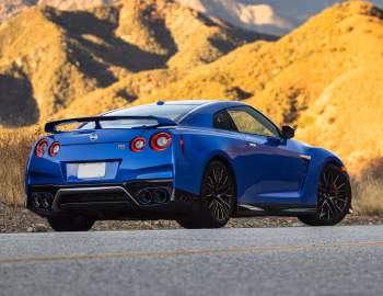 2021–23 Nissan GT-R Premium [North America] (R35) '2020–22