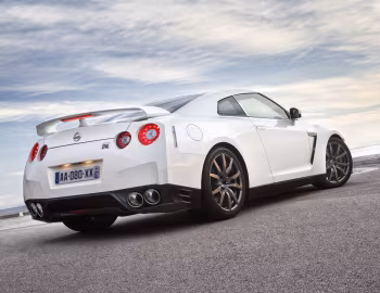 Nissan GT-R Black Edition [Worldwide] (R35) '2010–13