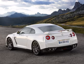 Nissan GT-R Black Edition [Worldwide] (R35) '2010–13