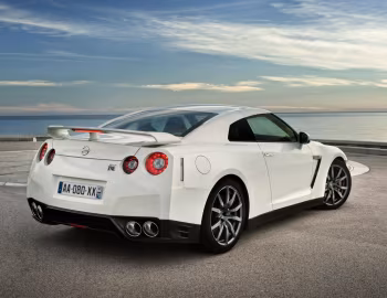 Nissan GT-R Black Edition [Worldwide] (R35) '2010–13