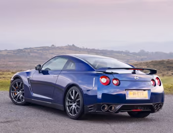 Nissan GT-R Black Edition [UK-spec] (R35) '2010–13