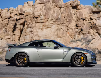 2024–25 Nissan GT-R T-Spec [North America] (R35) '2023–25