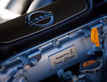 Sous la capuche 2024–25 Nissan GT-R T-Spec [North America] (R35) '2023–25