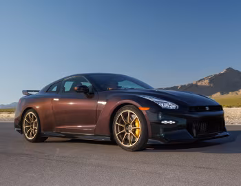 2024–25 Nissan GT-R T-Spec "Takumi Edition" [North America] (R35) '2024–25