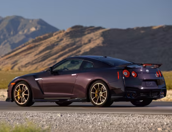 2024–25 Nissan GT-R T-Spec "Takumi Edition" [North America] (R35) '2024–25
