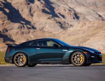 2024–25 Nissan GT-R T-Spec "Takumi Edition" [North America] (R35) '2024–25