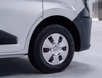 Nissan Interstar-e High Roof Van [EU-spec] '2024–pr.