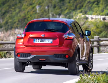 Nissan Juke [Worldwide] (YF15) '2014–19