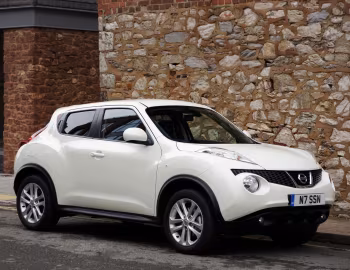Nissan Juke [UK-spec] (YF15) '2010–14