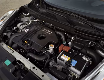Под капотом 2011–14 Nissan Juke [North America] (YF15) '2010–14
