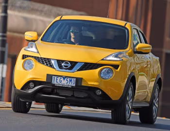 Nissan Juke ST [Australia] (YF15) '2015–19
