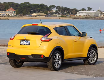 Nissan Juke ST [Australia] (YF15) '2015–19