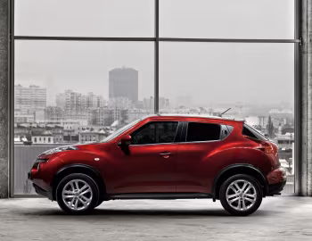 Nissan Juke [UK-spec] (YF15) '2010–14