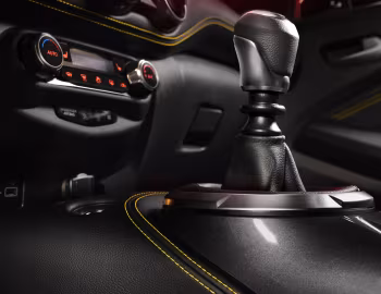 Інтэр'ер Nissan Juke "Kiiro" [Worldwide] '2022–н.ч.