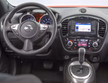 中控台 2013–14 Nissan Juke "Midnight Edition" (YF15) '2012–14