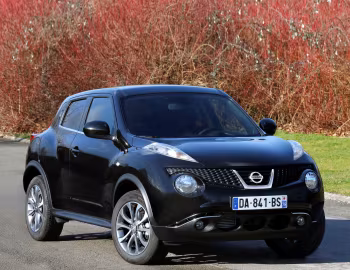 Nissan Juke "Ultimate Edition" [France] '03.2014