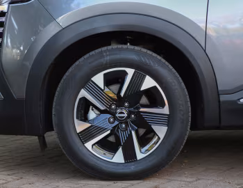 Nissan Kicks Advance [Latam] '2025–pr.