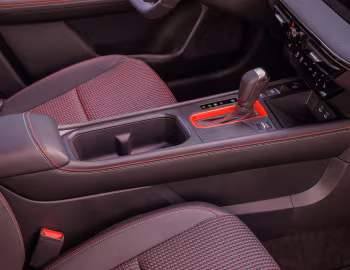Интерьер 2025–н.в. Nissan Kicks SR [North America] '2024–н.в.