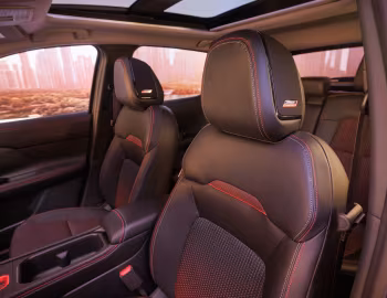 Интерьер 2025–н.в. Nissan Kicks SR [North America] '2024–н.в.