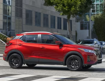 2021 Nissan Kicks SV [North America] '2021