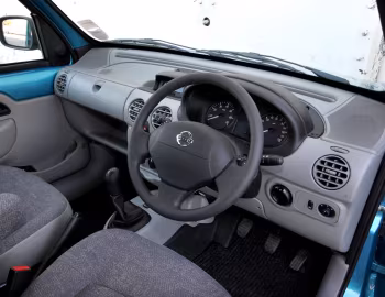 Торпедо Nissan Kubistar [UK-spec] '2003–08