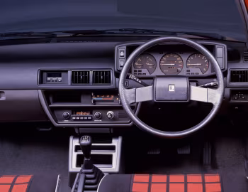 Передня панель Nissan Langley Type X [Japan] (E-HN12) '05.1984–10.1986