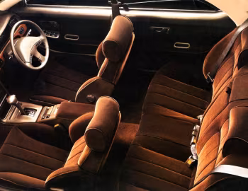 Interior Nissan Laurel TWINCAM 24V Turbo Medalist [Japan] (E-HCС33) '01.1989–01.1991