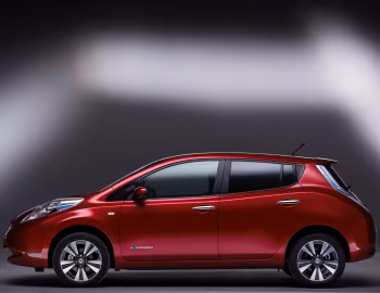 Nissan Leaf [Worldwide] '2013–17