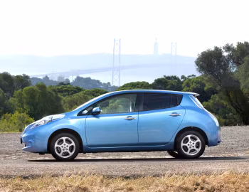 Nissan Leaf [Worldwide] '2011–13