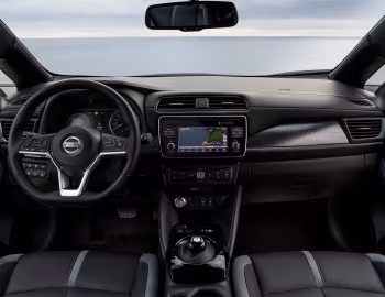 Передня панель Nissan Leaf [Worldwide] '2018–22