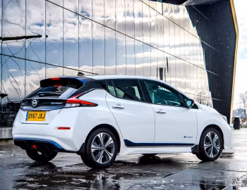 Nissan Leaf [UK-spec] '2018–22
