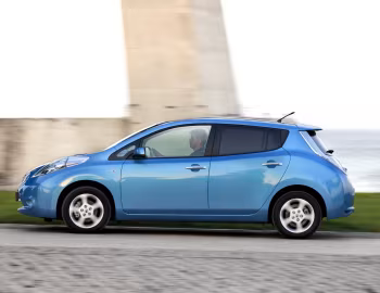 Nissan Leaf [Worldwide] '2011–13