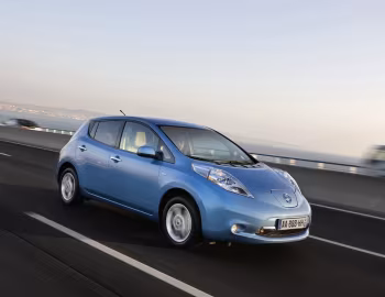 Nissan Leaf [Worldwide] '2011–13