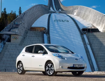 Nissan Leaf [Worldwide] '2013–17