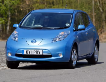 Nissan Leaf [UK-spec] '2011–13