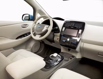 内饰 Nissan Leaf [Worldwide] '2011–13
