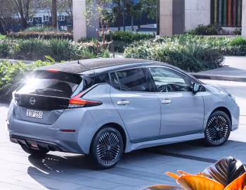 Nissan Leaf [Australia] '2022–25
